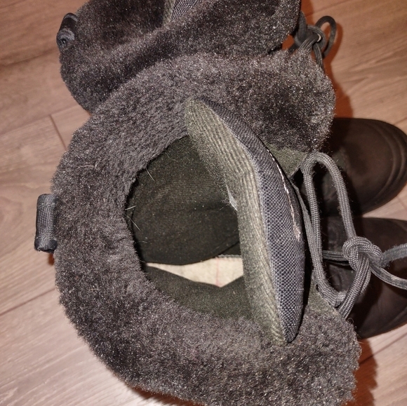 COLUMBIA faux fur upper suede boots - Picture 2 of 5